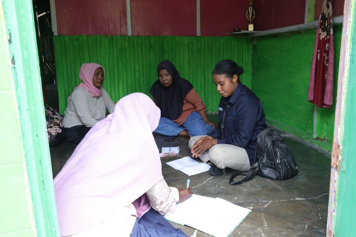 Kisah Ragaia Sosir Menguatkan Ekonomi Keluarga dan Perempuan Kampung Arar bersama PNM Mekaar