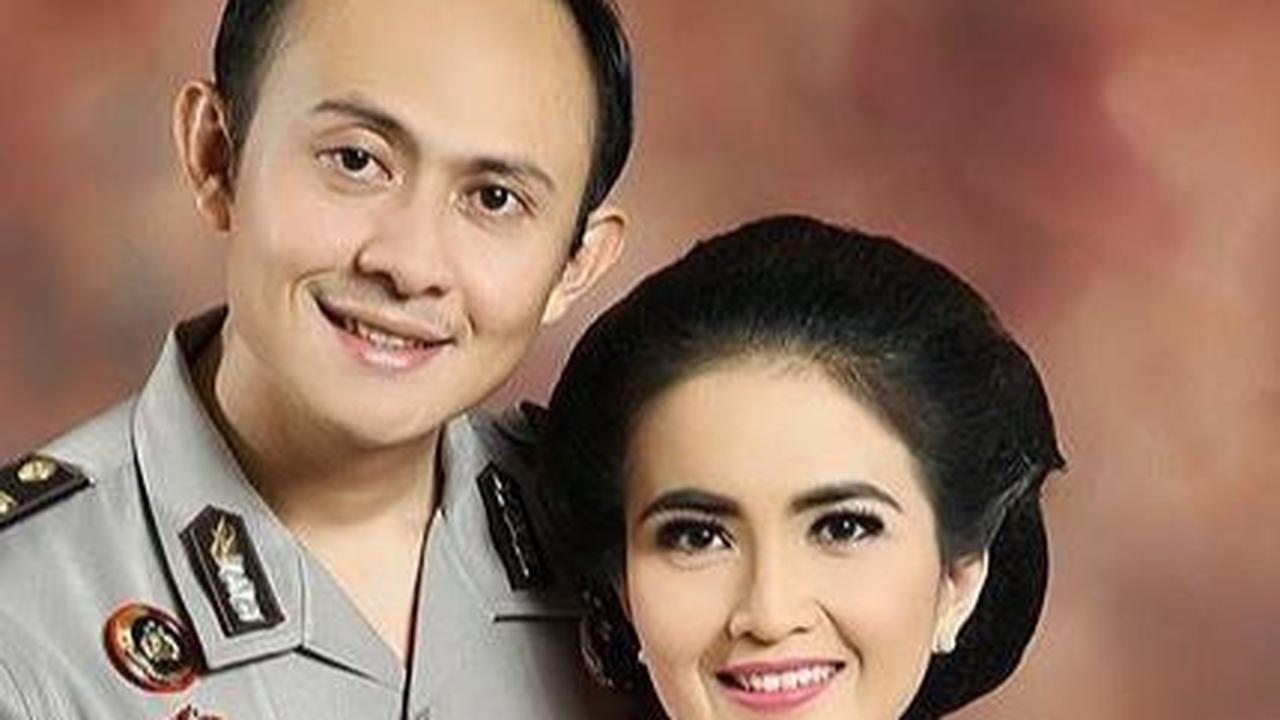 Rela Tinggalkan Gemerlapnya  Dunia Hiburan, Ini Sederet Selebritis yang Kini Jadi Istri Abdi Negara