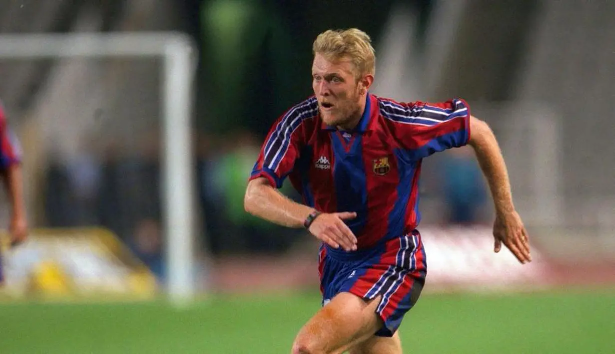 Robert Prosinečki hanya bermain semusim di Barcelona tahun 1995-1996. Prosinečki memainkan 20 partai dan mencetak 4 gol. (Weloba.com)