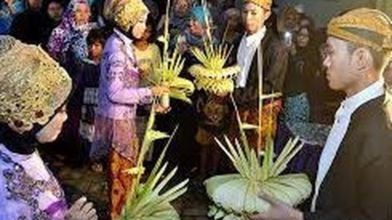 Mitos Kembar Mayang