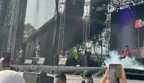 Juicy Luicy Ajak Korban Sakit Hati Nyanyi Bareng di The Sounds Project Vol 9