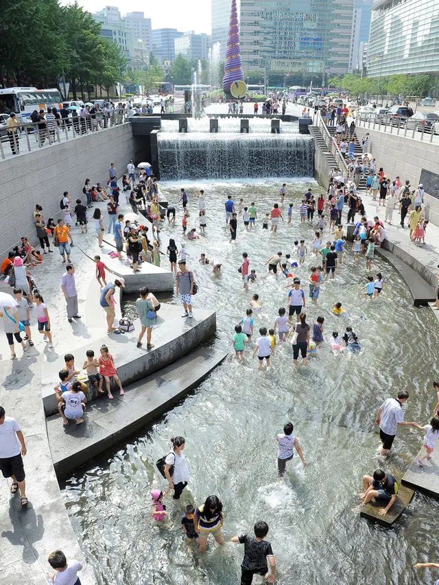 Sungai Cheonggyecheon