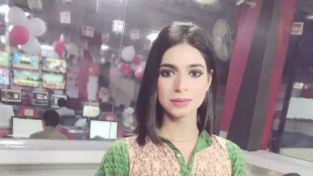 Kenalkan Marvia Malik, Transgender  Pertama yang Jadi Pembawa Berita di Pakistan
