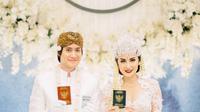 Potret Pernikahan Kevin Aprilio dan Vicy Melanie. (Sumber: Instagram.com/thebridebestfriend)