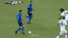 Gelandang Montreal Impact, Ignacio Piatti, mencetak gol ala Lionel Messi melalui aksi individu di MLS. This video presented by Ballball.