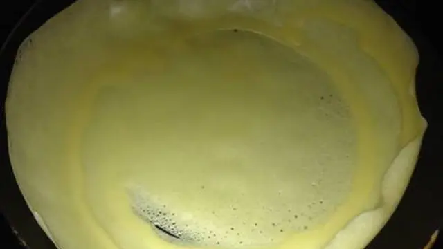 Ilustrasi Kulit Sosis Solo