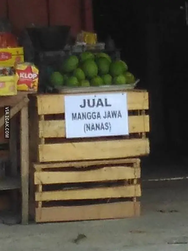 6 Cara Promosi Penjual Mangga Ini Nyeleneh Banget