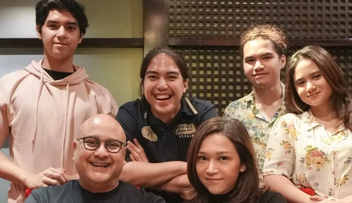 Maia Estianty dan Irwan Mussry (Instagram/maiaestiantyreal)