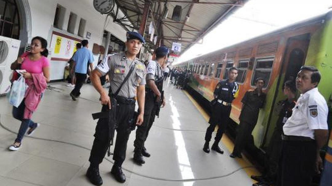 H-5 lebaran, Stasiun Senen dipadati pemudik