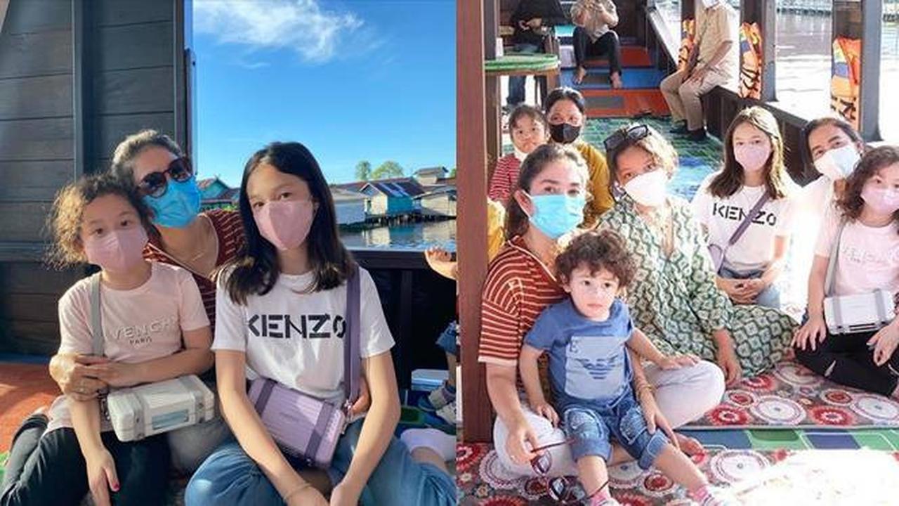 Kumpul Keluarga Mantan Suami, Ini 7 Momen Ussy Sulistyawati Liburan di Kalimantan