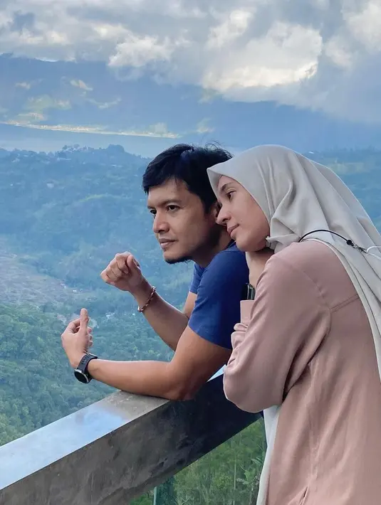 Dimas Seto dan Dhini Aminarti (Instagram/dimasseto_1)