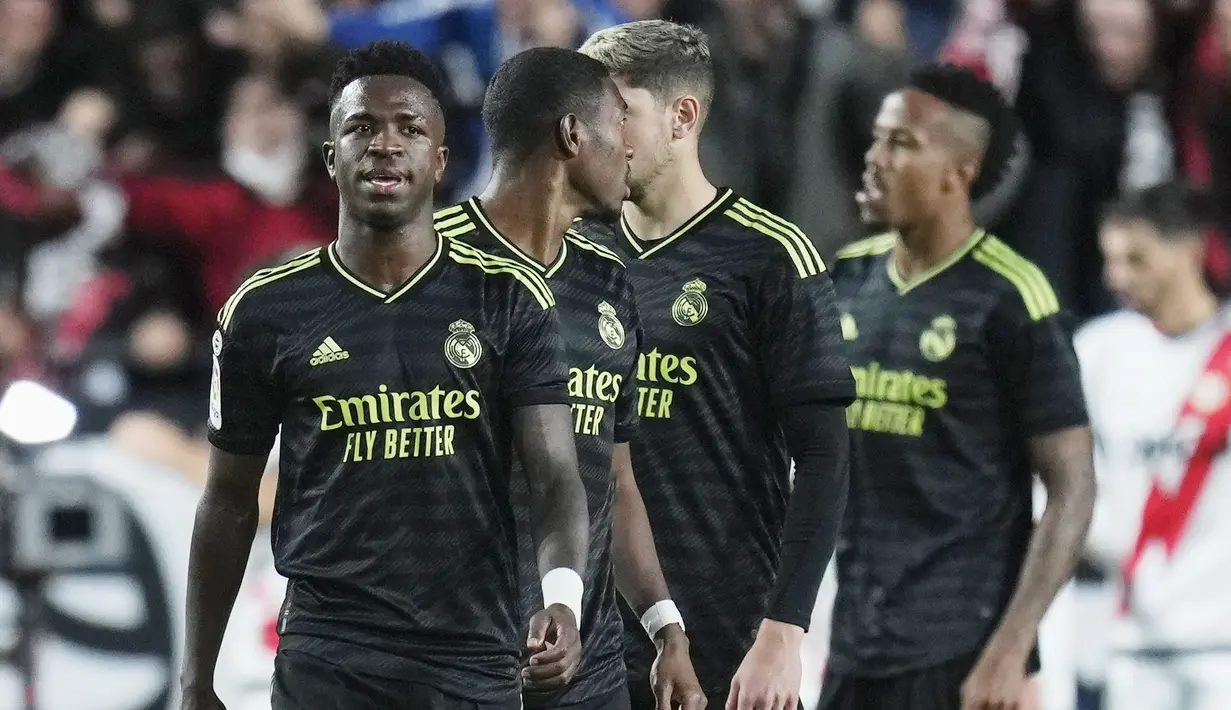 Sementara gol Real Madrid disumbang oleh Luka Modric dan Eder Militao. (AP/Manu Fernandez)