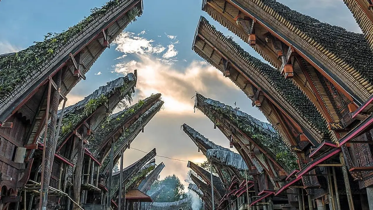 Mengenal Rumah Tongkonan, Rumah Adat Masyarakat Toraja