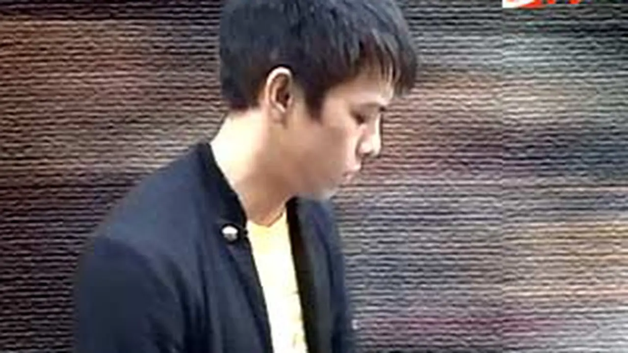 100624bakt-ariel.jpg