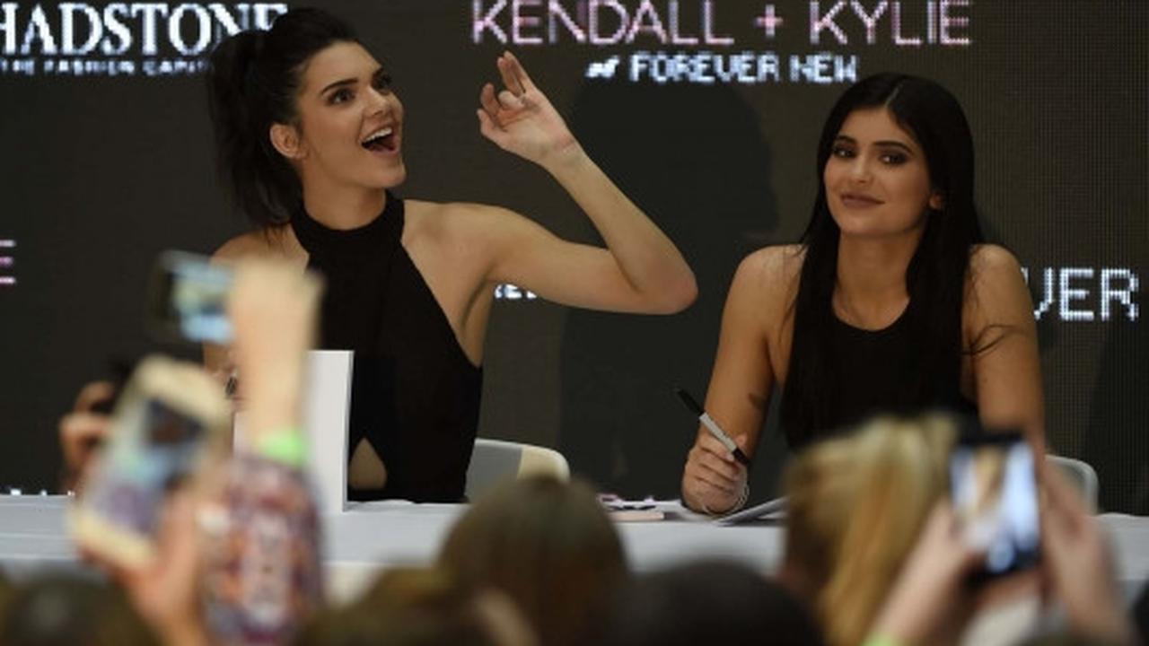 Pesona Kendall dan Kylie bikin heboh fans di Melbourne
