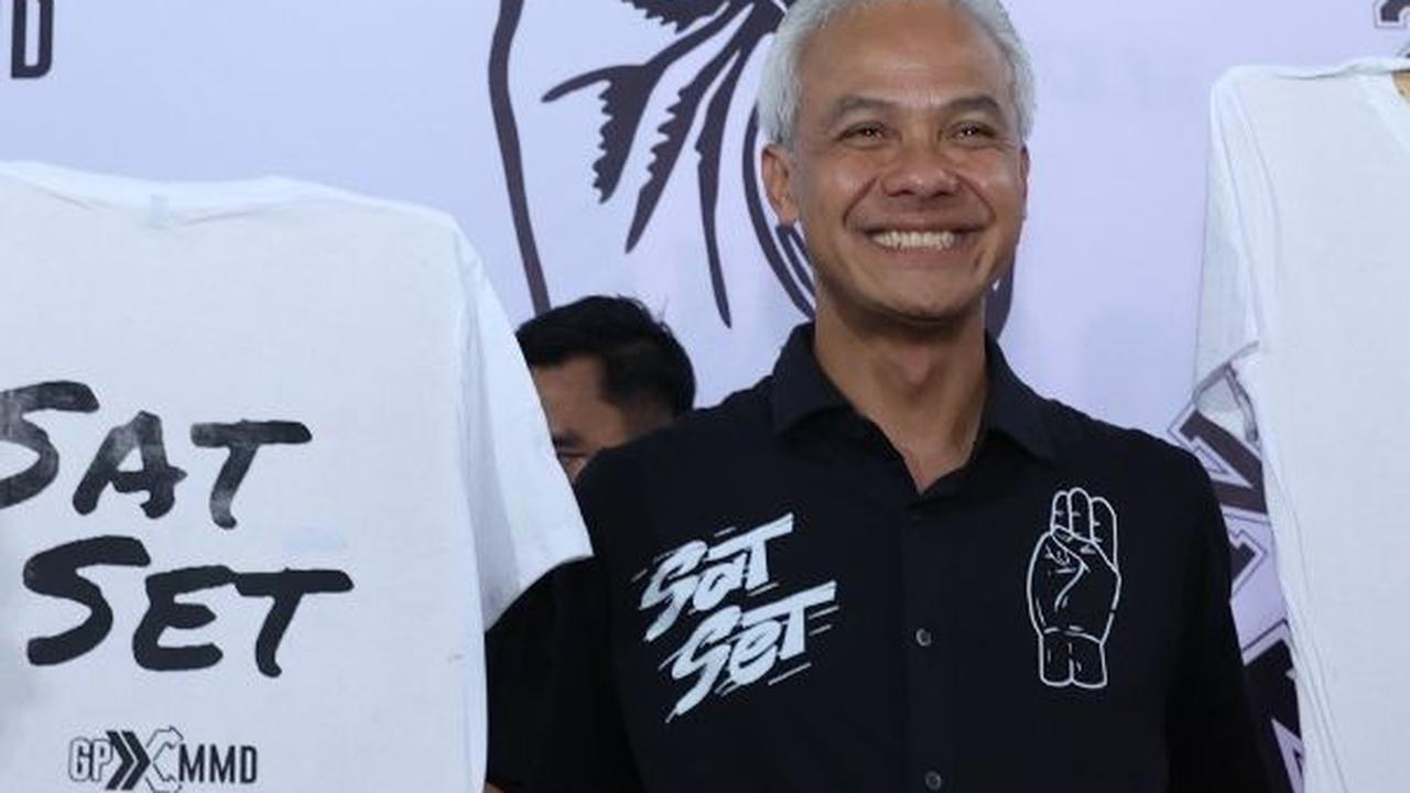 Bikin Gerakan Kaos Rakyat, Ganjar Ingin Mengulang Kemenangan PDIP di Pemilu 1999