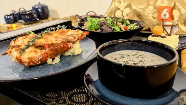 Double Cheese Gratin Lobster Thermidor