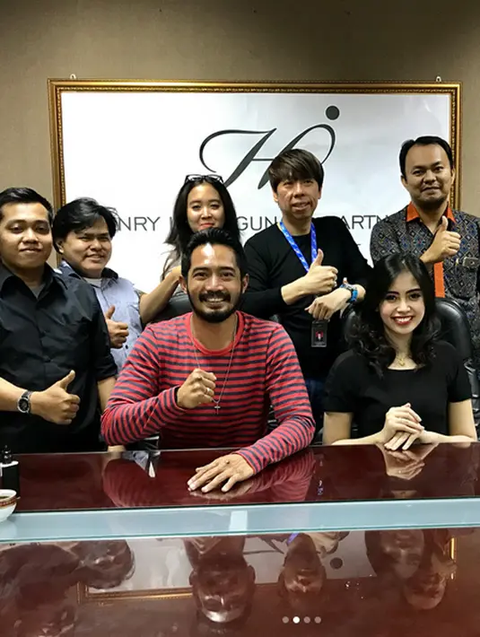 "Tentu sebagai mediator harus objektif dulu, karena kalau saya memihak salah satu tidak akan ketemu. Setelah itu kami dudukkan bareng, walau ada tegangan-tegangan sedikit," ujar Henry Indraguna. (Instagram/henry.indraguna)