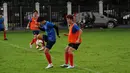 Jelang berlaga di kualifikasi Grup H Piala Asia 2016, timnas Korea Selatan U-23 melakukan latihan perdana di Lapangan C Senayan, Jakarta, (21/3/2015). Tampak, pemain timnas Korsel U-23 saat melakukan sesi latihan. (Liputan6.com/Helmi Fithriansyah)