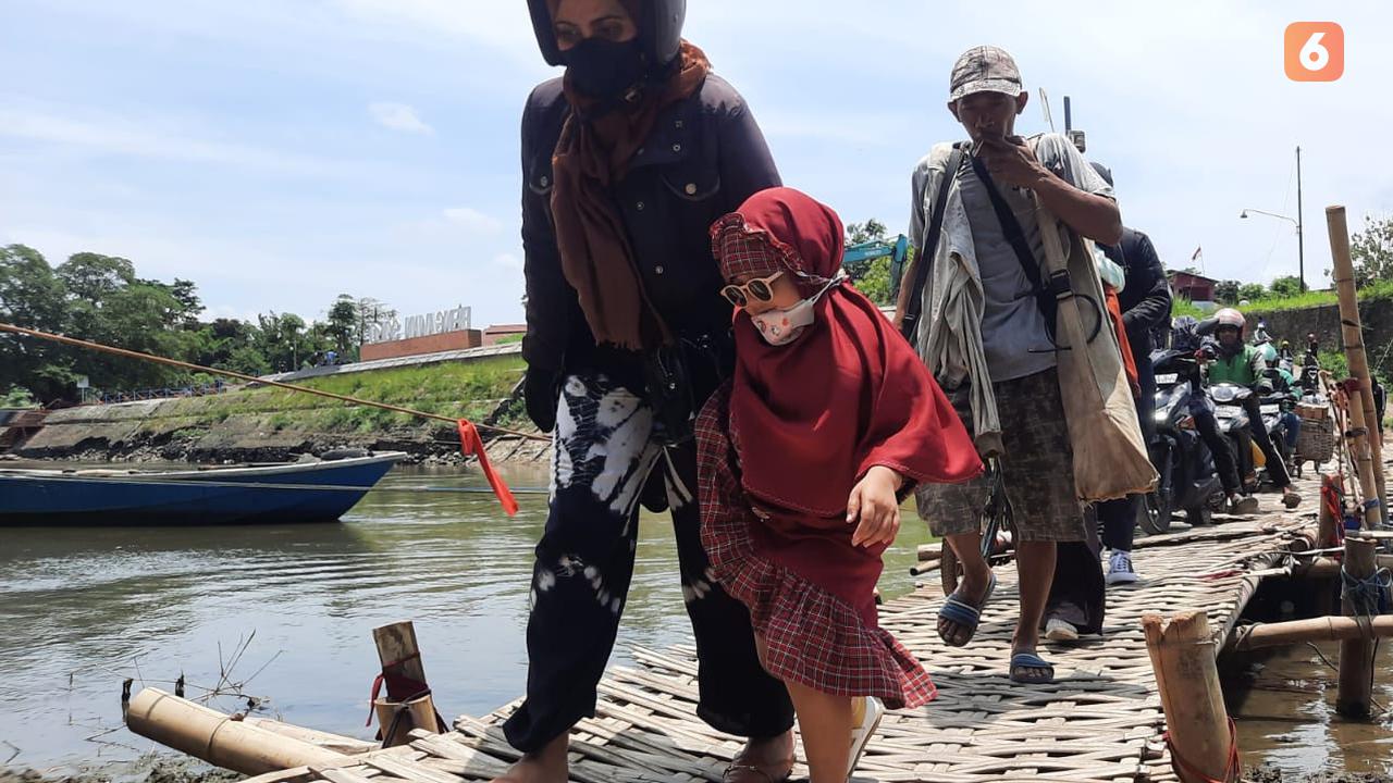 Jembatan Sasak jadi Jalur Alternatif Pemotor Usai jembatan Mojo Ditutup