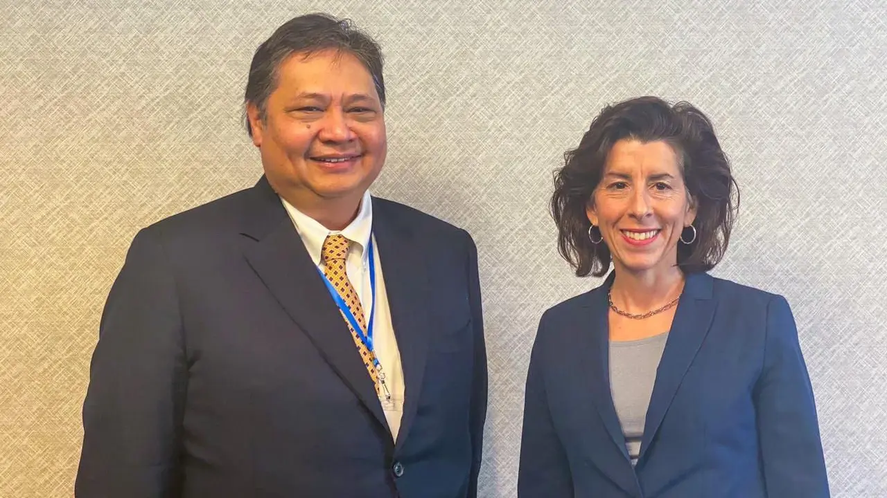 Menteri Koordinator Bidang Perekonomian Airlangga Hartarto menerima pihak United States Trade of Representatives (USTR) yang diwakili Deputi Sarah Bianchi, Jum’at (26/5/2023). (Dok Kemenko Perekonomian)