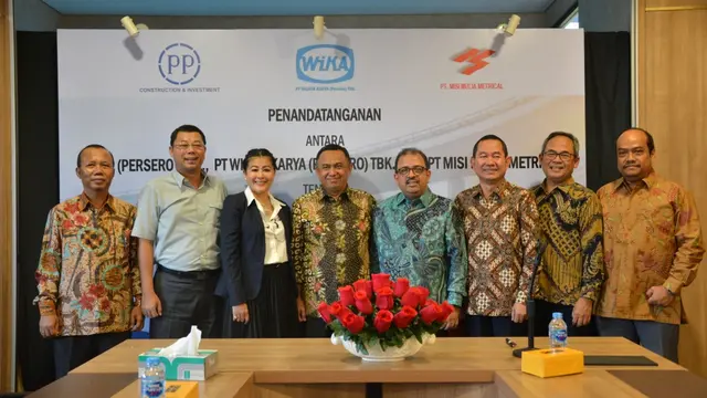 Penandatanganan akta pendirian Tol Semarang Demak