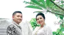 "Bulan ini tanggal 23," kata Angga Wijaya. Pria yang pernah jadi manajer Dewi Perssik itu mengaku sudah melakukan berbagai persiapan, termasuk undangan. Bahkan, Angga mengaku juga mengundang mantan istrinya. [Instagram/anggawijaya88]