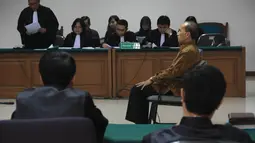 Dalam persidangan, Budy Mulya mengajukan nota keberatan (eksepsi) terkait dakwaan yang diajukan oleh Jaksa Penuntut Umum (JPU) (Liputan6.com/Herman Zakharia)