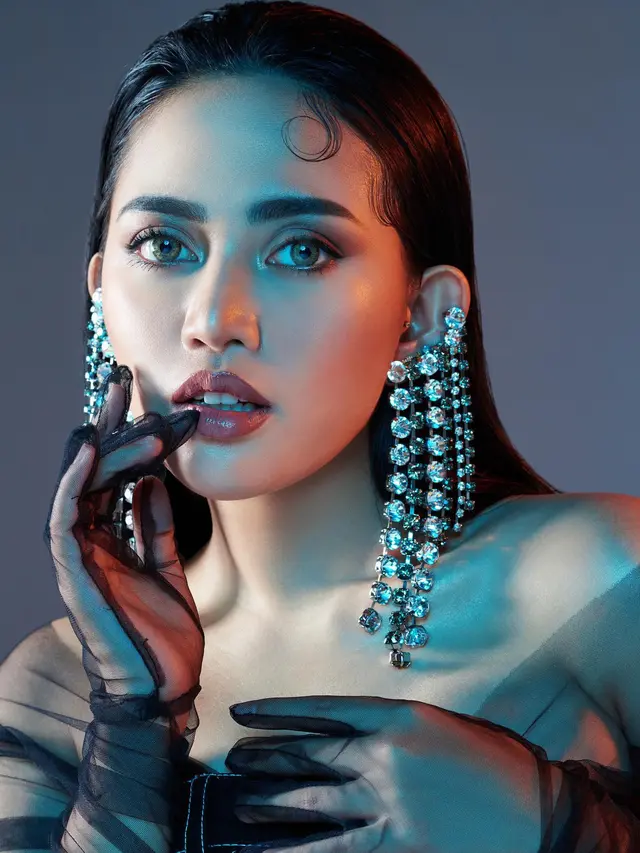 Tampil Flawless, Ini 7 Pemotretan Terbaru Rachel Vennya yang Tuai Banyak Sorotan
