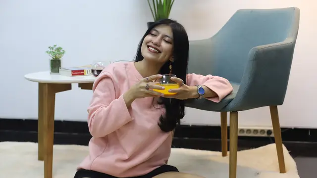 wanita november gaya hidup yang sederhana