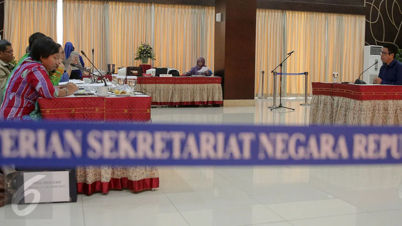 20151027-Calon Komisioner Ombudsman Ikuti Tes Wawancara-Jakarta