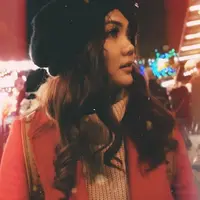 Bicara soal Rina Nose memang selalu membuat publik penasaran. Selain soal kehidupan pribadinya, gaya berbusana Rina pun selalu diikuti perkembangannya oleh masyarakat, terutama para wanita. (Instagram/rinanose16)