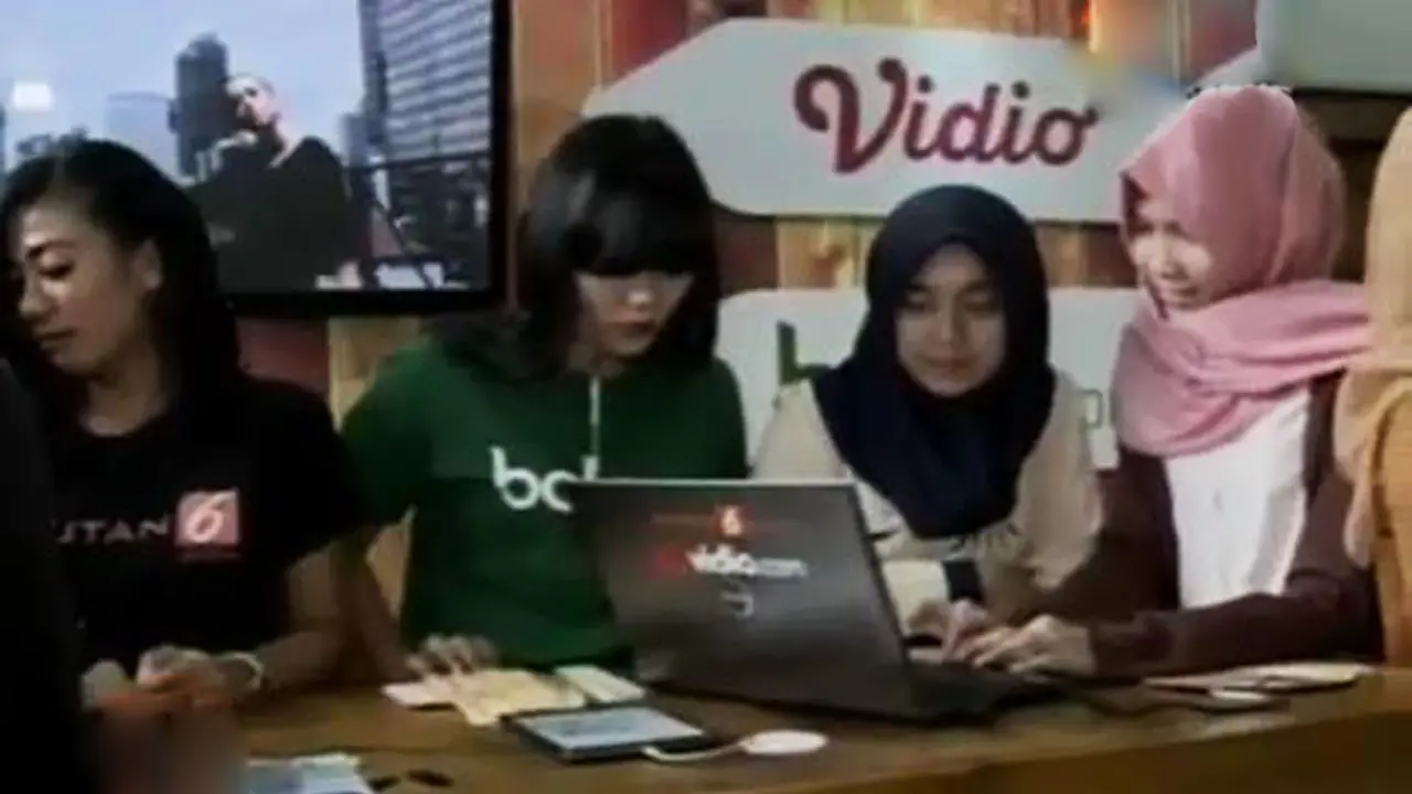 VIDEO: EMTEK Goes to Campus 2016 Disambut Antusias Mahasiswa IPB
