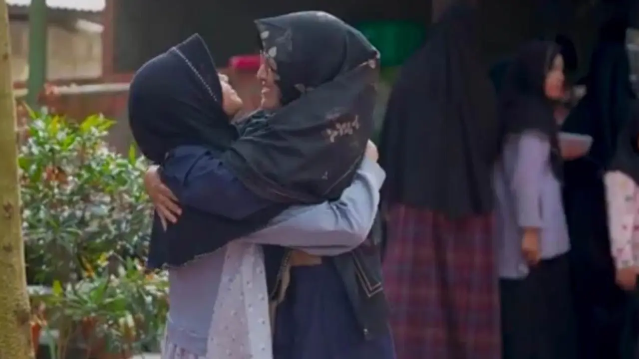 Penjengukan santri di pondok pesantren. (Foto: Liputan6.com/YT BKN PDI Perjuangan)