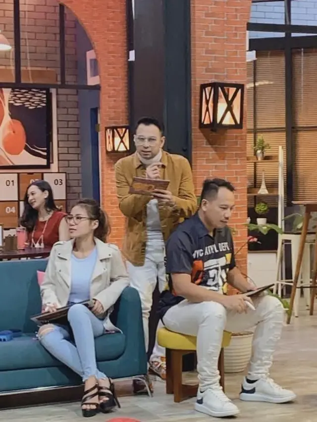 Baby Prasetyo bersama Raffi Ahmad dan Vicky Prasetyo