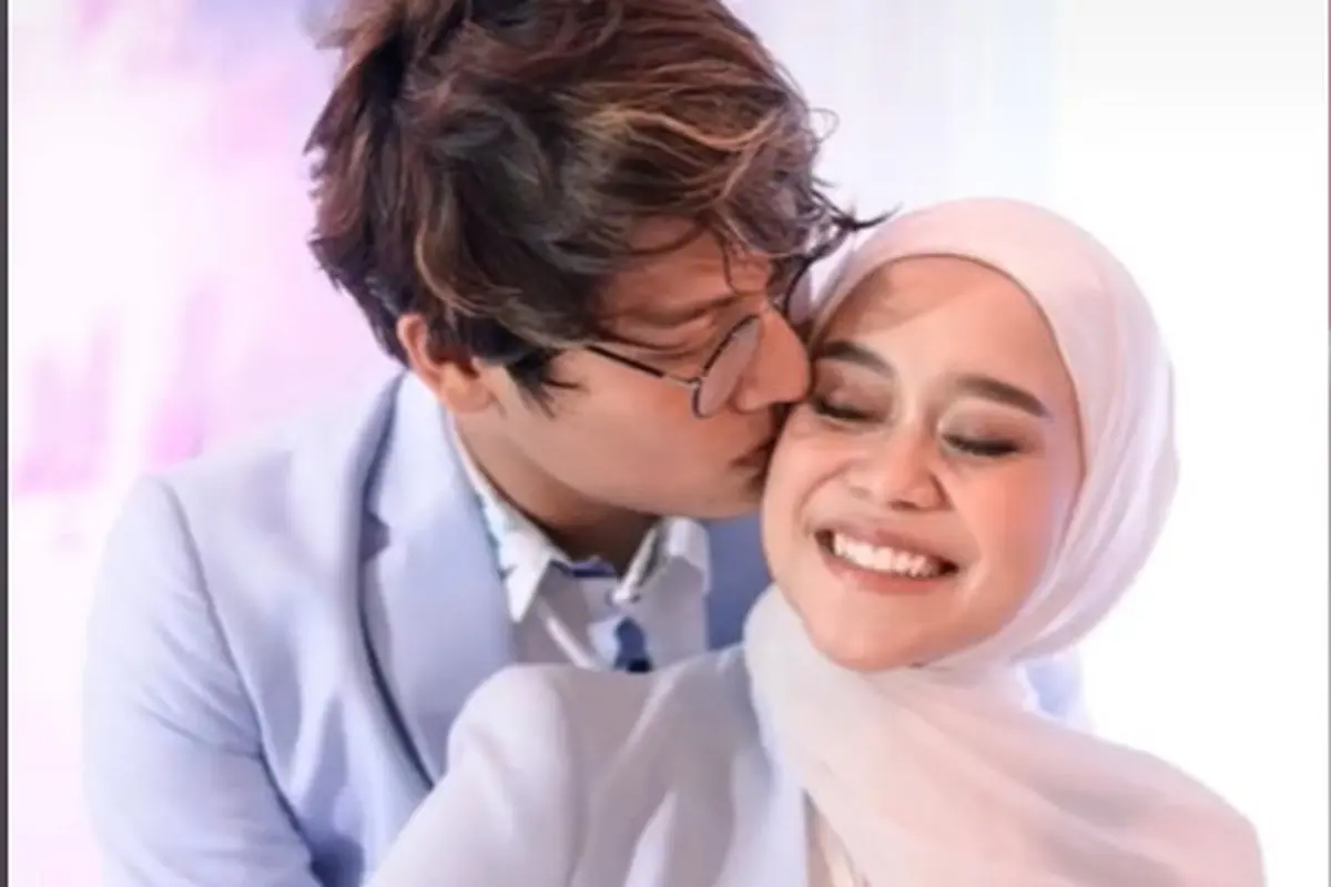 6 Potret Lesty Kejora dan Rizky Billar di ‘The Secret of Leslar’, Perut Buncit Jadi Sorotan