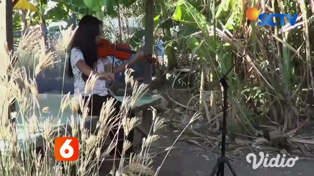 Gadis kecil sederhana ini bernama Jawa Nur Alam, asal Kalijudan Mulia, Surabaya. Jawa mampu menunjukkan keahliannya bermain biola, hingga akhirnya mendapat tawaran mengikuti festival biola internasional, (The Violin Doc International Online Festival)...