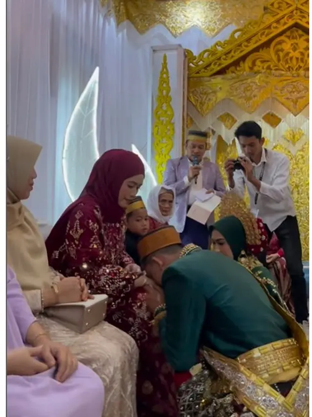 6 Potret Meggy Wulandari di Momen Pernikahan Anak Sambung, Kental Adat Bugis