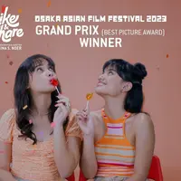 Official poster film Like & Share (Instagram/auroraribero).