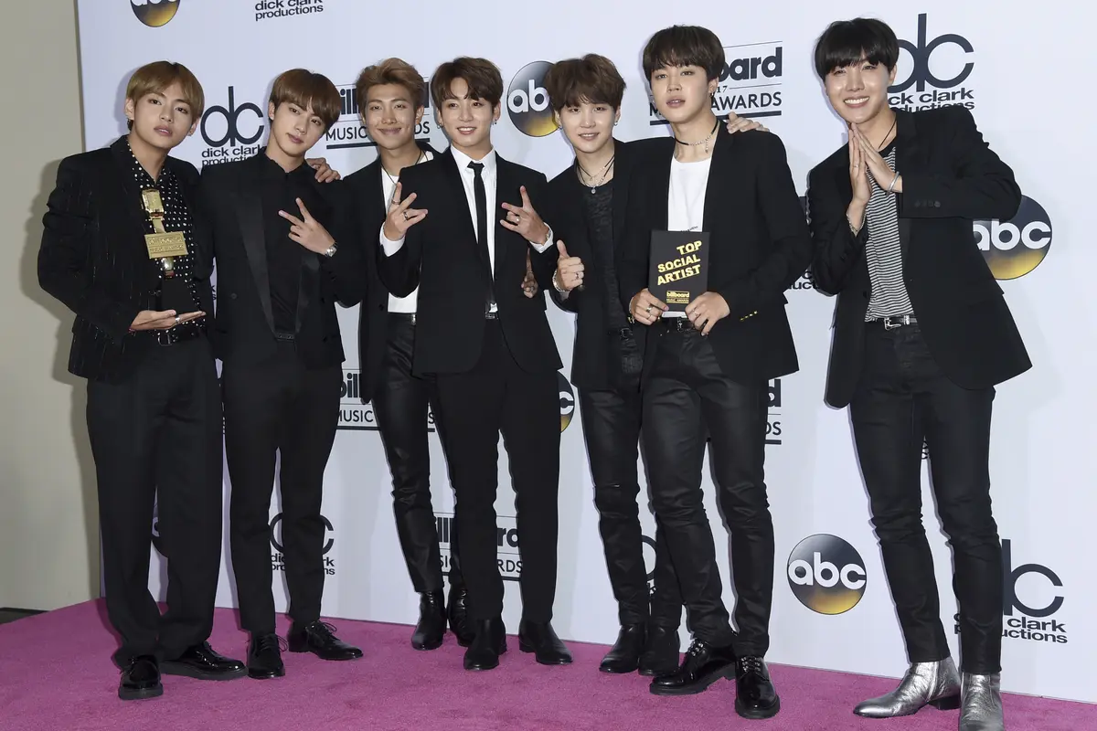 [Bintang] Daftar Lengkap Pemenang Billboard Music Awards 2017