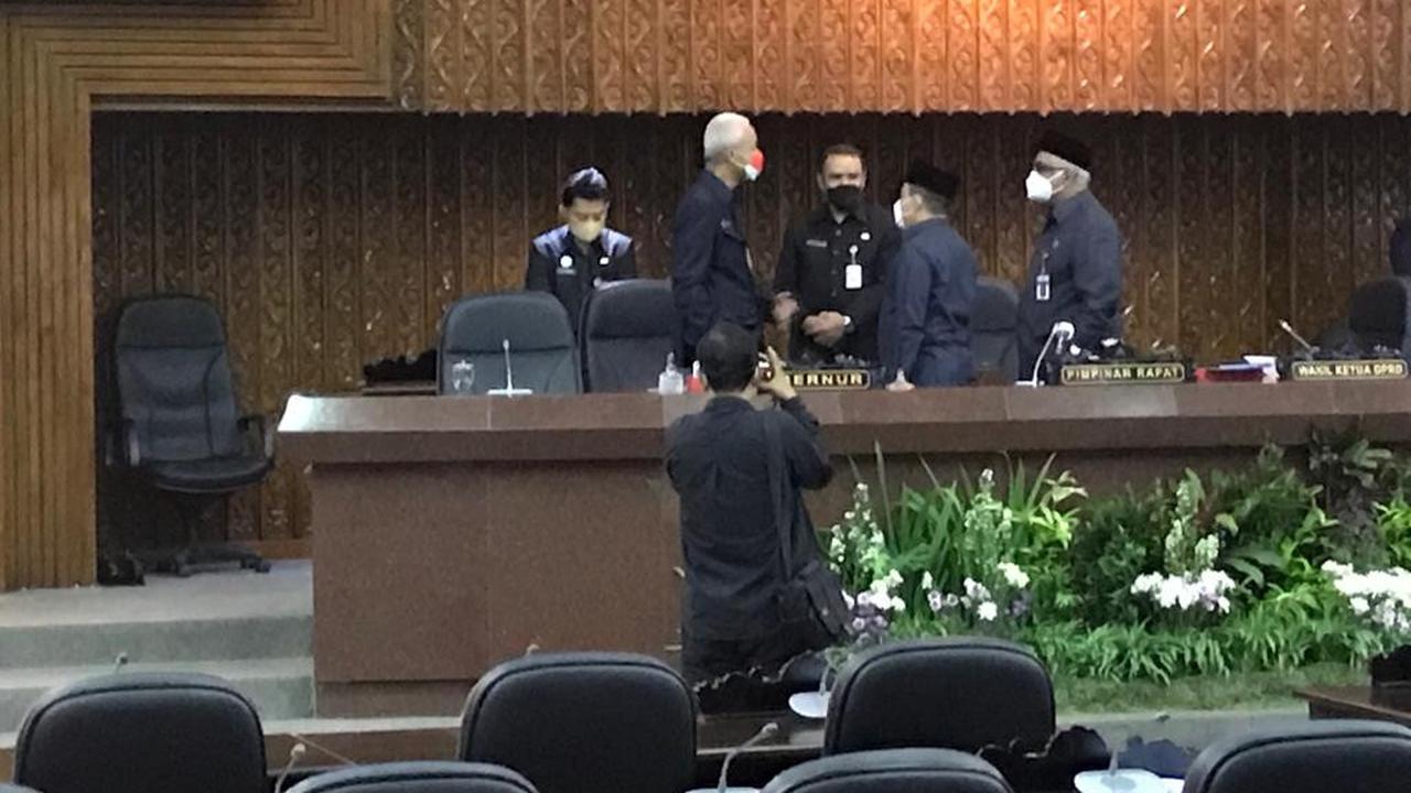 Suasana Setelah Rapat Paripurna DPRD Jateng