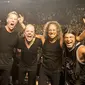 Metallica siap merilis album terbarunya. Jika tak ada halangan, album tersebut rencananya bakal rilis tahun ini. (via riffyou.com)