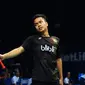 Ekspresi kekecewaan pebulutangkis tunggal putera Indonesia, Anthony S Ginting saat gagal meraih poin di laga melawan Jan O Jorgensen (Denmark) di BCA Indonesia Open 2016, Istora Senayan Jakarta, Rabu (1/6/2016). (Liputan6.com/Helmi Fithriansyah)