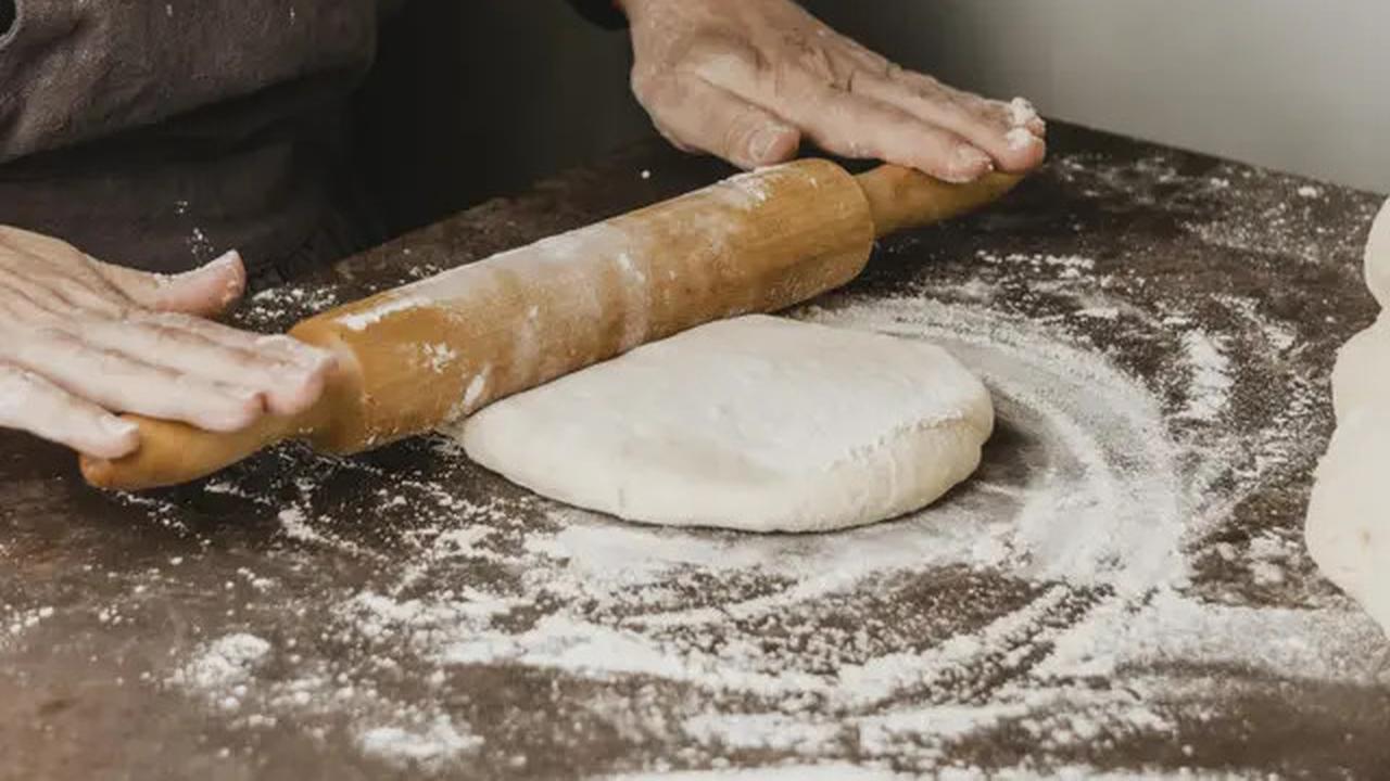 Tips dan Trik Membuat Pizza Panjang yang Sempurna di Rumah