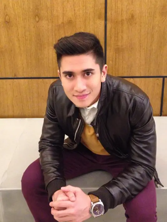 Single yang  bertajuk ‘Aku Cinta Padamu’ adalah single perdana dari Verrell Bramasta.  (viainstagram@verrellbramasta/Bintang.com)