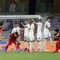 Gol Nguyen Quang Hai ke gawang Yaman di Piala Asia 2019 (16/1/2019) di Hazza Bin Hayed Stadium, Al Ain. (AFP)