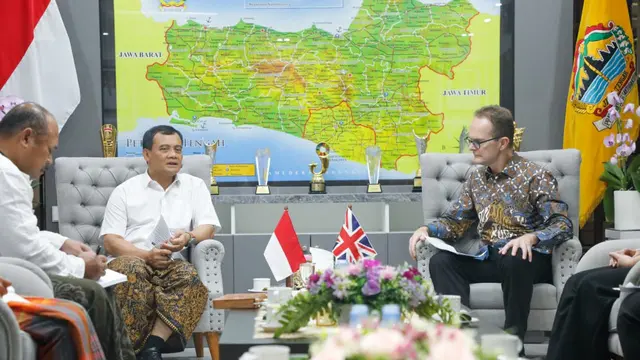 Dubes Inggris Kunjungi Gubernur Jateng Ahmad Luthfi, Bahas Industri Hijau hingga Beasiswa