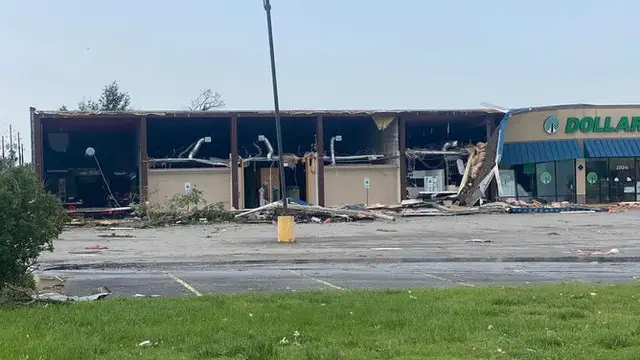 Salah satu dampak badai di AS yang terjadi 25 Mei 2024. (Rogers Police Department)