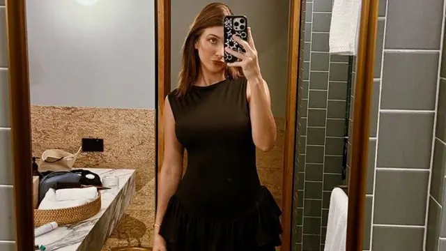 Influencer Lauren Bullen Dikecam Warganet