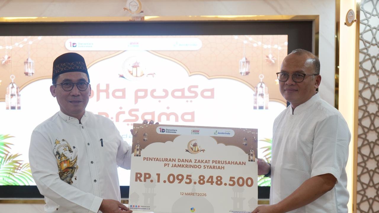 Jamkrindo Syariah Salurkan Zakat Rp 1,05 Miliar ke Panti Asuhan dan Santri